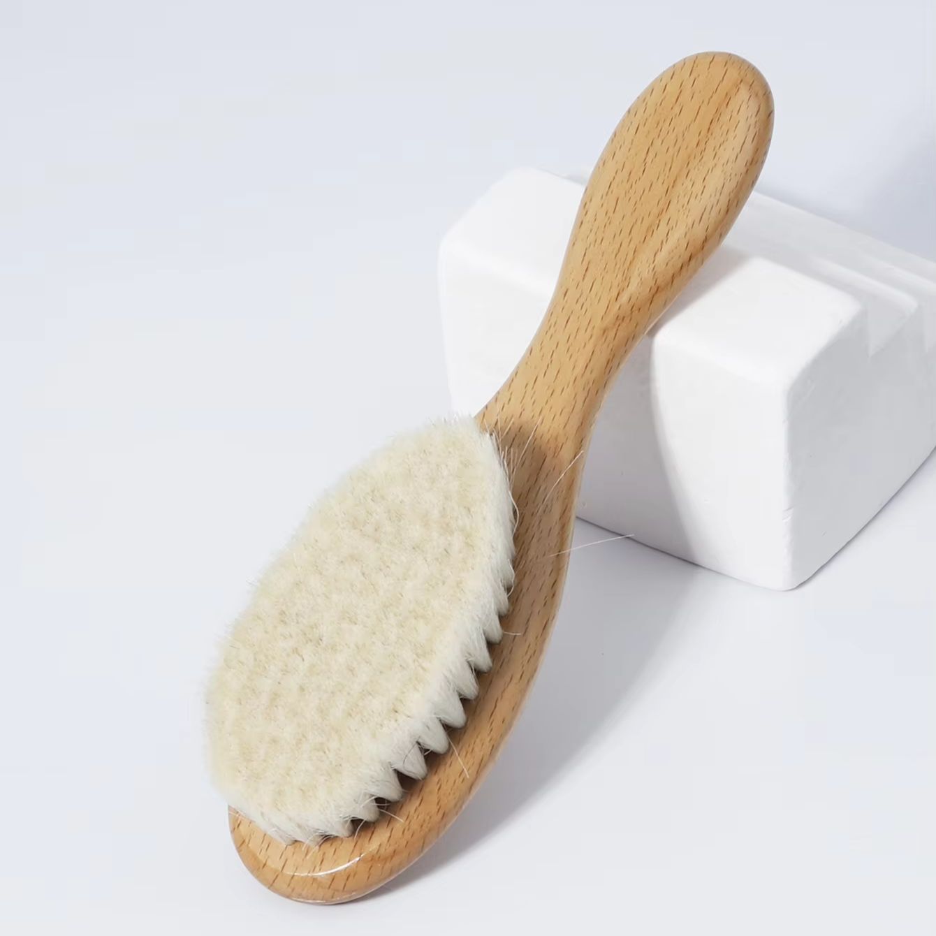 Wooden Ultra Soft Goat Hair Br - Hair Care Essential recension och pris